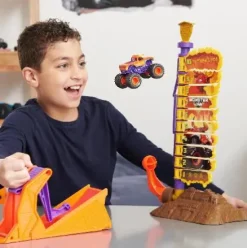 MONSTER JAM TORO LOCO BIG AIR CHALLENGE